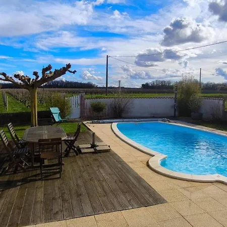 10pers, Piscine Couverte, Criteuil,charente Dom wakacyjny *