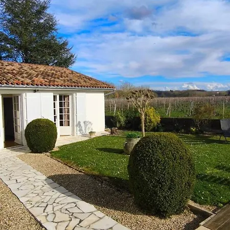 بيت للعطل 10pers, Piscine Couverte, Criteuil,charente *