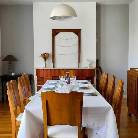 Dom wakacyjny 10pers, Piscine Couverte, Criteuil,charente *