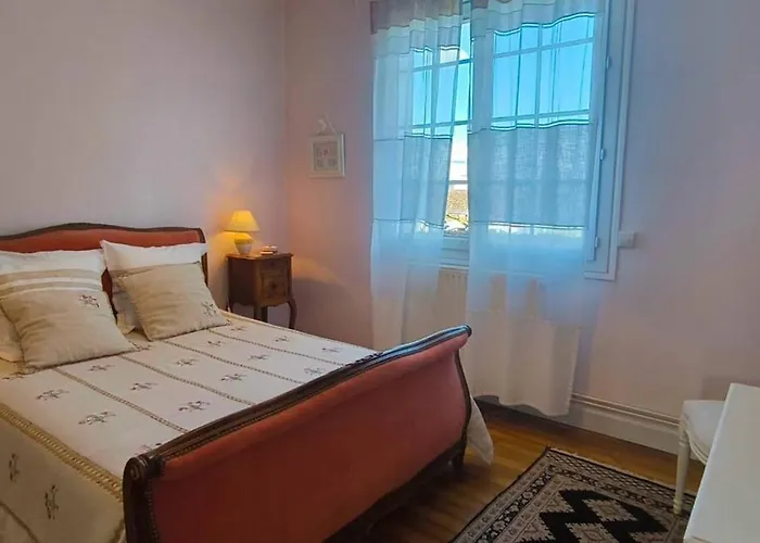 10pers, Piscine Couverte, Criteuil,charente