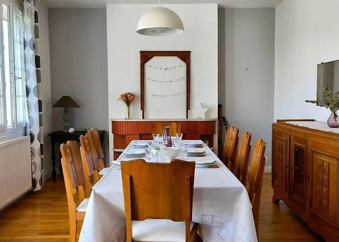 Сasa de vacaciones 10pers, Piscine Couverte, Criteuil,charente *